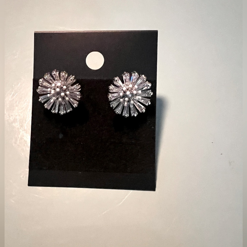 NWOT .925 Sterling  2 in 1 Cubic Zirconia Starburst Simulated Pearl Earrings - Picture 2 of 4